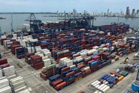 Puerto de Cartagena moviliza 27,1 millones de toneladas